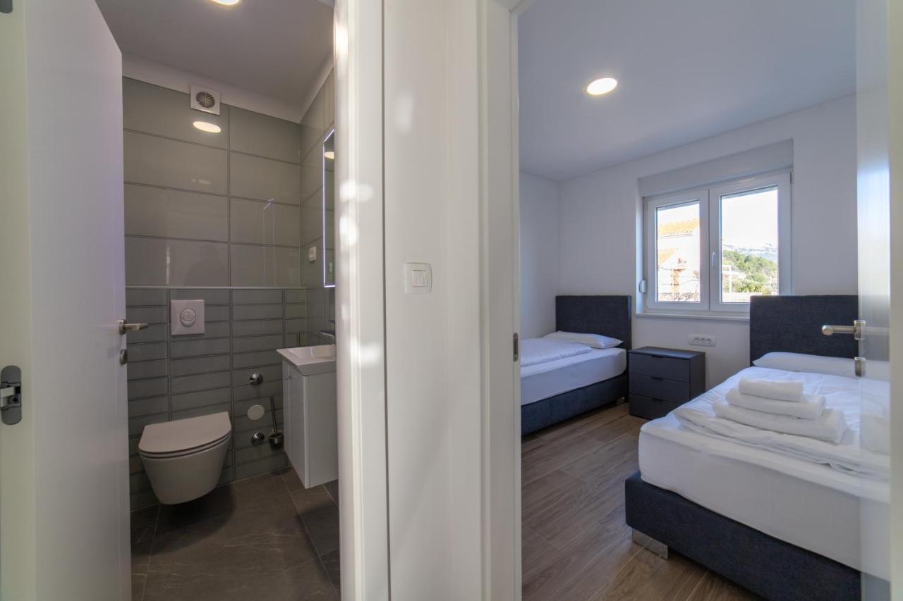 Apartments Katarina Kastela Exterior photo
